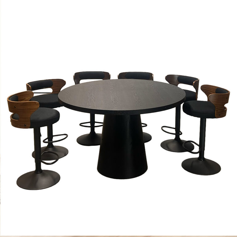 Round Table