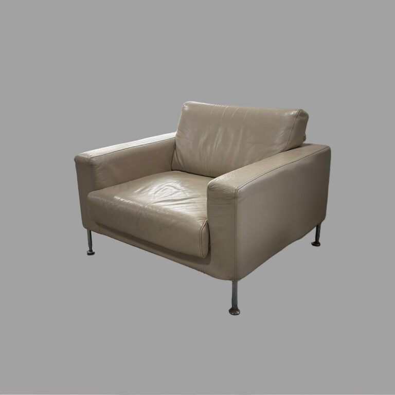King Leather Arm Chair